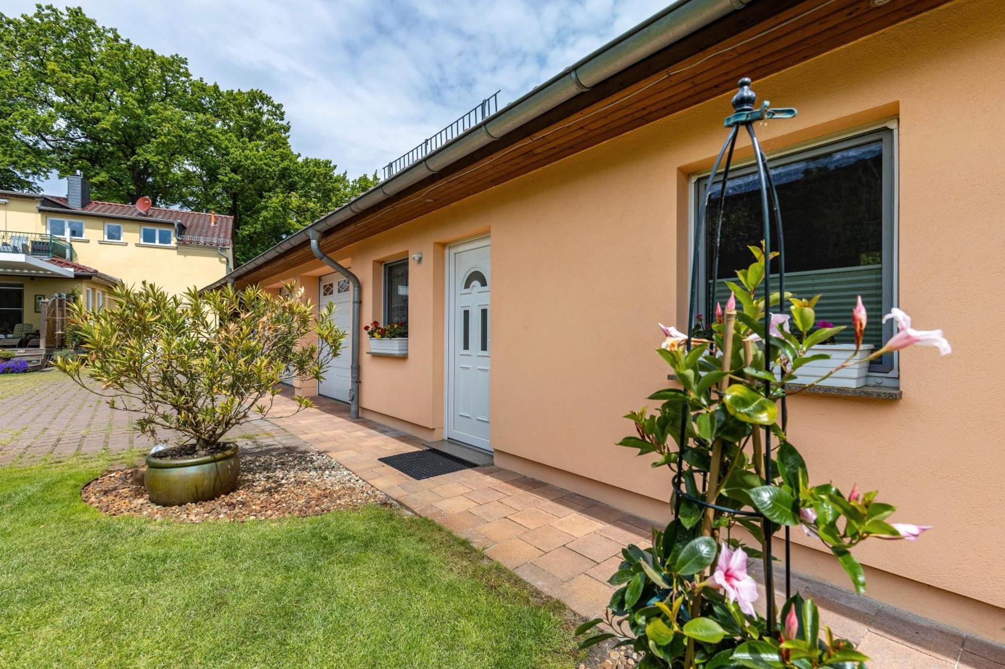 Ferienhaus Jasmin Neuruppin Luaran gambar